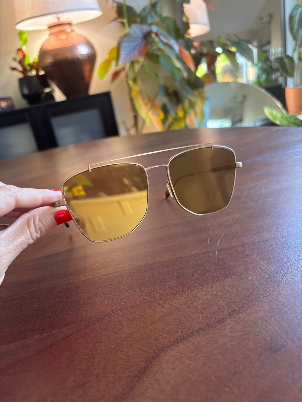 Vera wang mirror aviators gold